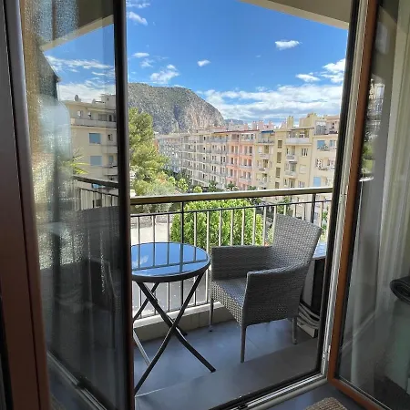 Апартаменты Les Constellations - Больё-сюр-Мер