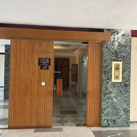 Les Constellations - * Больё-сюр-Мер