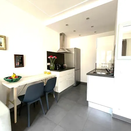 Les Constellations -