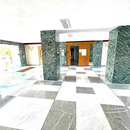 Les Constellations - *