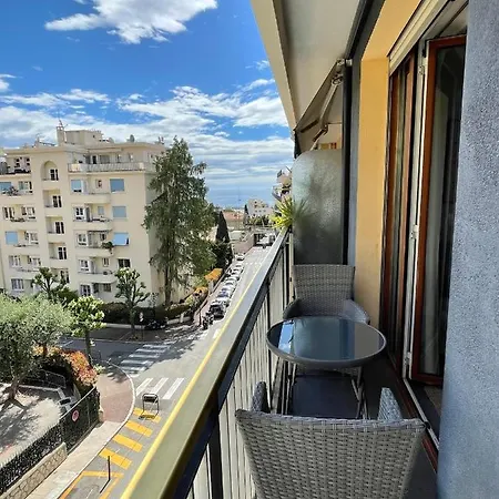 Les Constellations - Больё-сюр-Мер